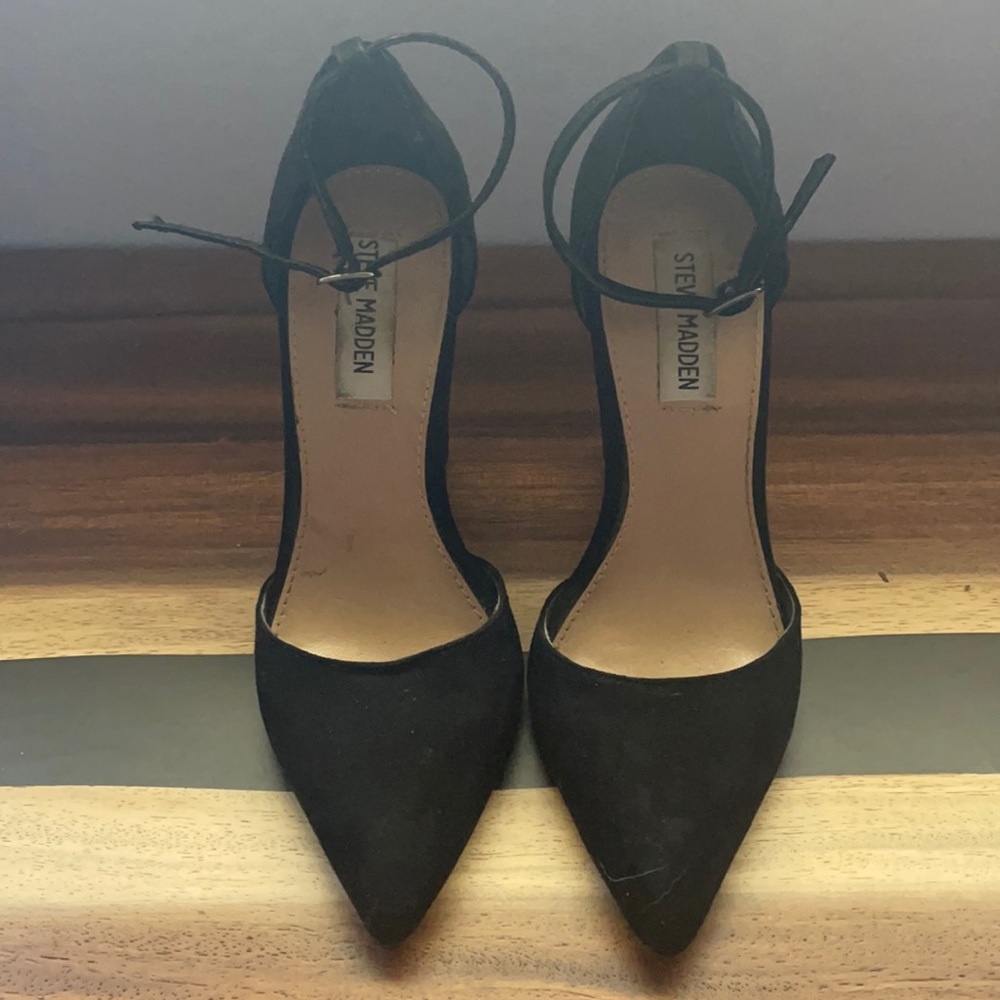 COPY - Steve Madden black heels!
